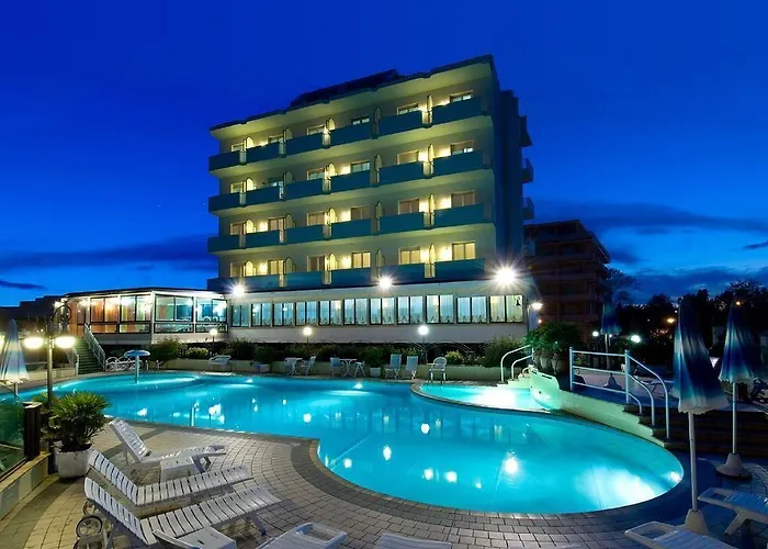 Resort: Strand Hotel Colorado