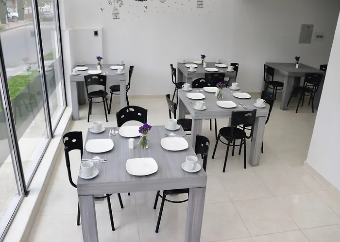 Cheap hotel: Ayenda 1024 Agora Inn Hotel