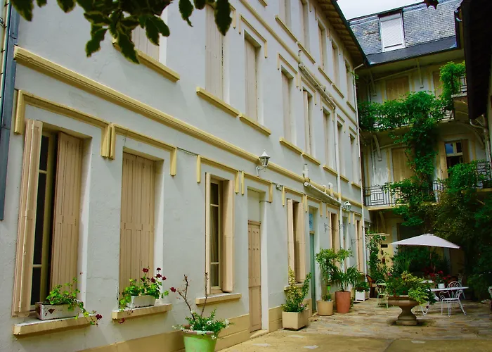 Hôtel accueillant les animaux: Hôtel Henri IV