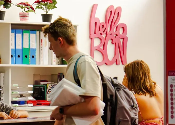  Hellobcn Youth Barcelona