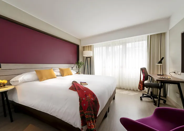 Hotel de 4 estrellas: Mercure Ariosto Lima