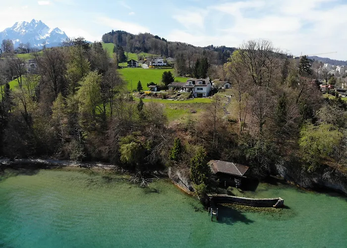 B&B only: Lake Villa Lotus