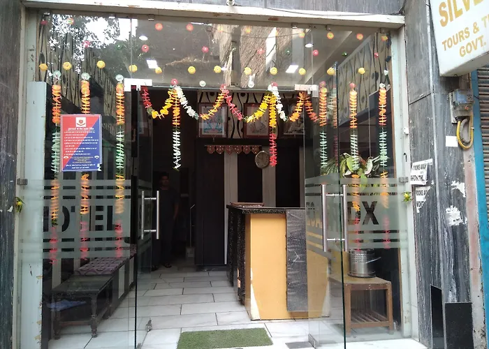 Guest house: Silver Palace Hotel