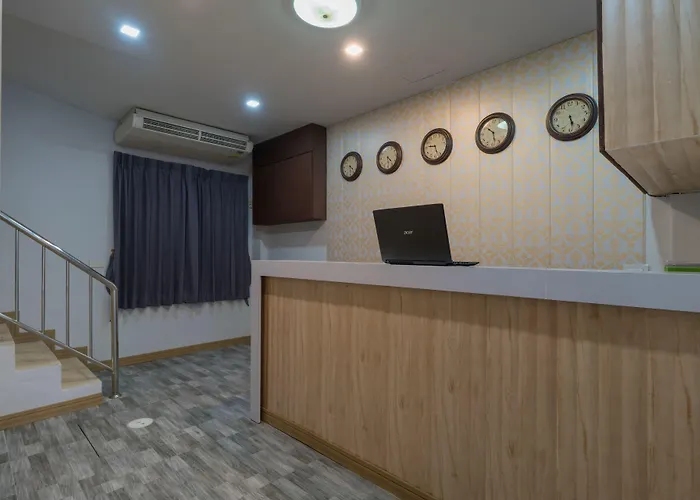 Albergo centrale: Baan Thai Beach Side Residence, Patong Beach