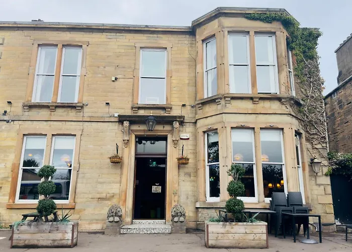 Hotels Close to Airport Edinburgh Whisky House