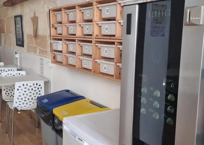 Hotel cerca del colegio: Hostel Menorca