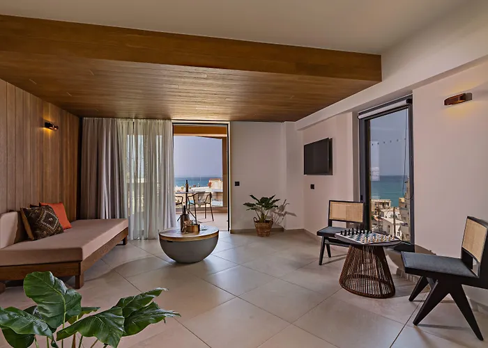 Minos Ambassador Suites & Spa - Adults Only
