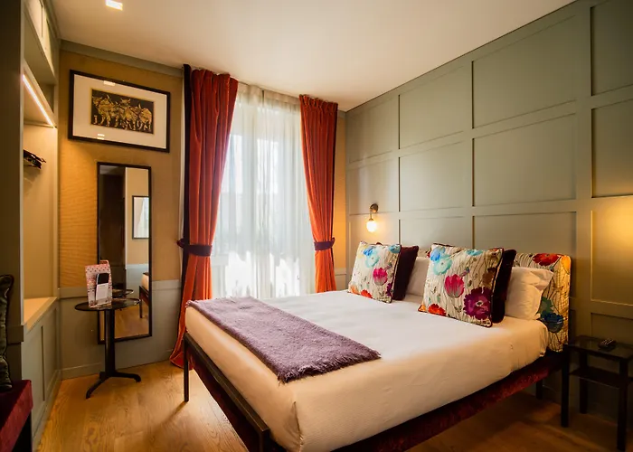Bed and Breakfast Living Suites