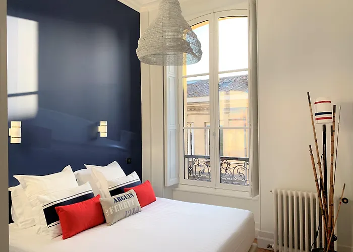 Hotel de 5 estrellas: Maison Manege Bordeaux Centre