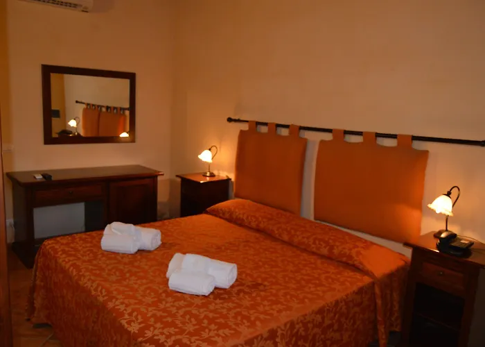 Hotel con piscina: Baglio Cudia Resort