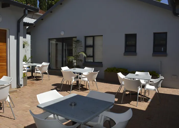 Herberg: Explorer Backpackers