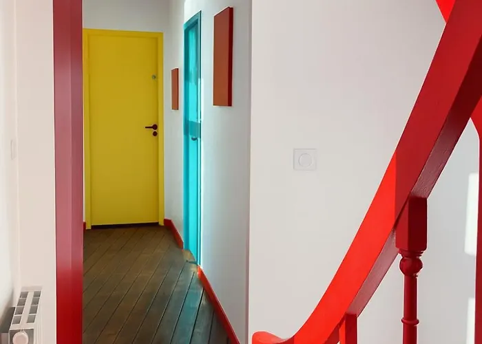 Hôtel 3 étoiles: Chambre privée turquoise - Maison partagée