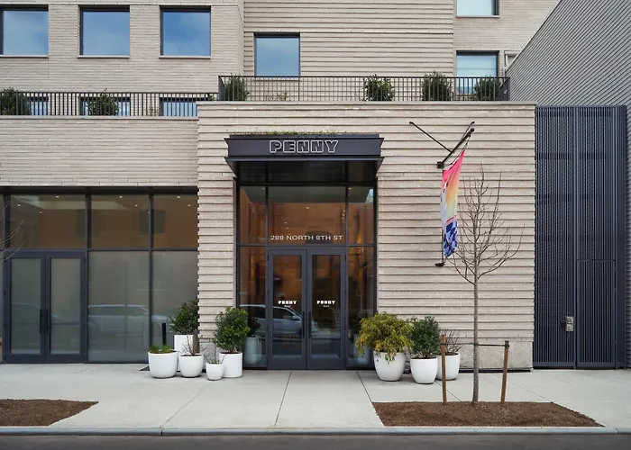 Pet Friendly hotel: Penny Williamsburg