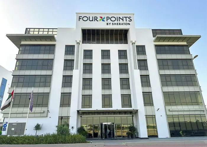 Golf hotel: Four Points By Sheraton Production City, Dubai