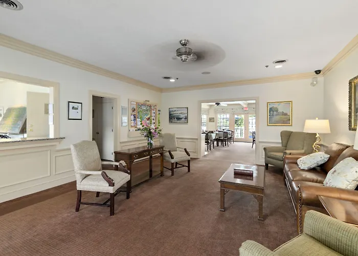 Luxury hotel only: The Sparhawk Oceanfront Resort