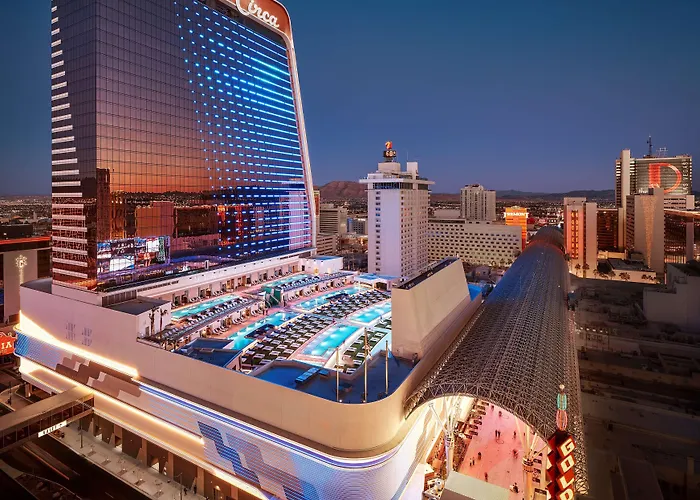 Jacuzzi hotel: Circa Resort & Casino - Adults Only