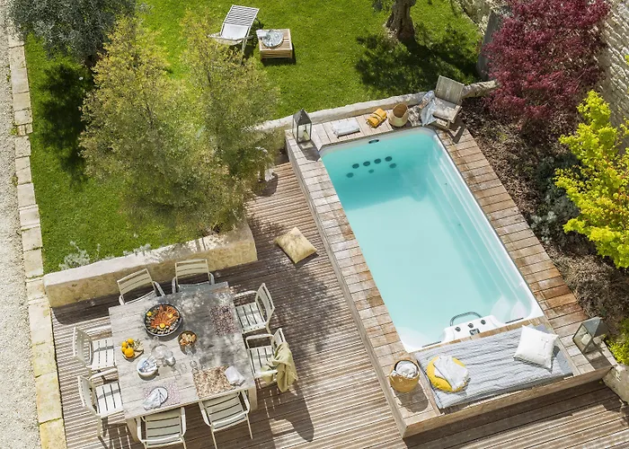 Hôtel: Le Lanternon