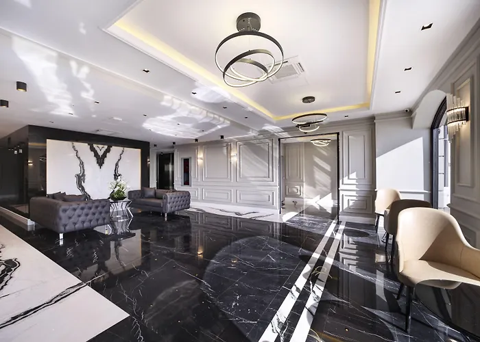 Centraal gelegen hotel: Dora Pera Hotel