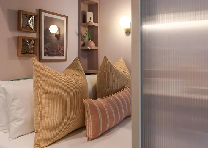 Onehundred On M - Fluent Serviced Apartments