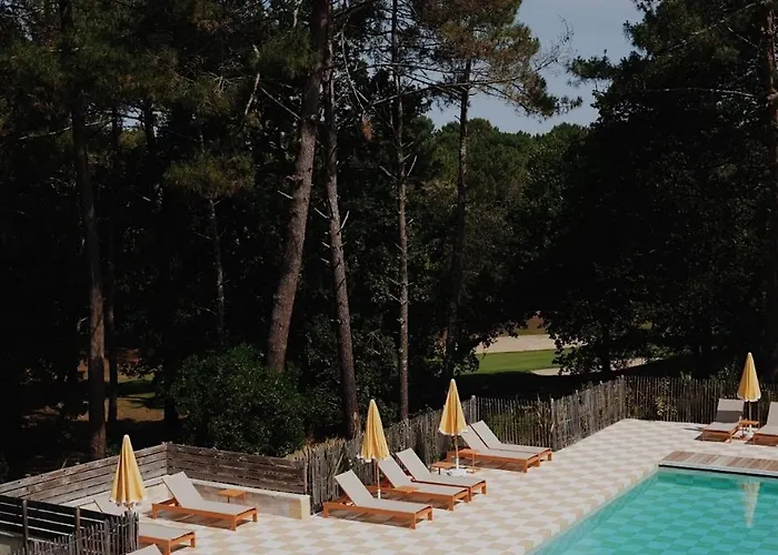 Hôtel avec piscine: Boutique Hôtel La Baignoire
