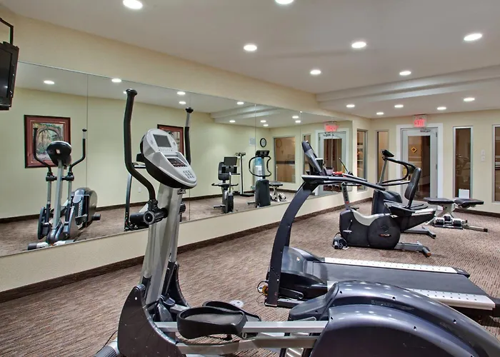 Golf hotels Holiday Inn Express Calgary South By Ihg