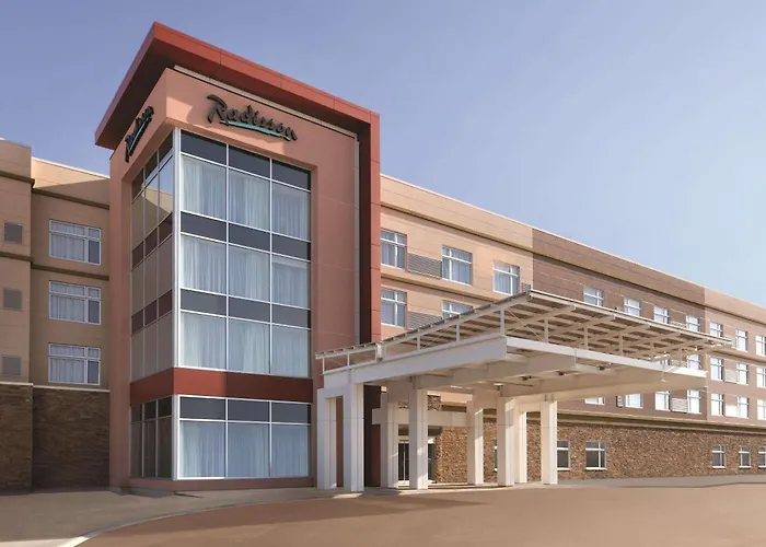 Pet Friendly hotel: Radisson Kingswood Hotel Fredericton, Nb