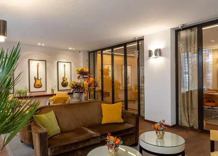 Hotel vicino al College: Hôtel Le Colisée