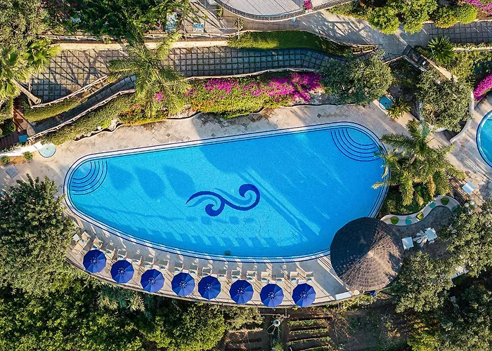 Hotel di lusso: Hotel Raito Wellness&SPA