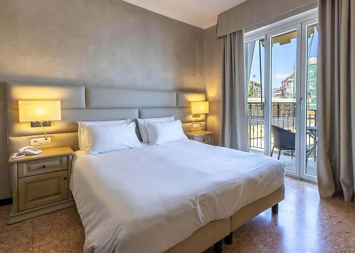 HOTEL Palace