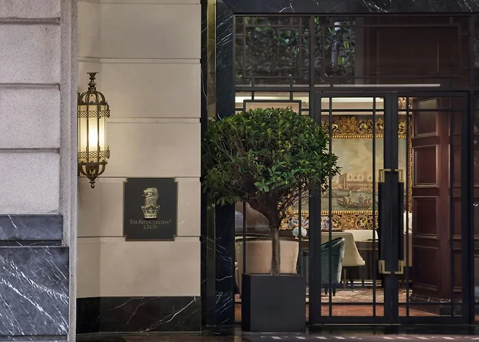 Ritz-Carlton, Kuala Lumpur