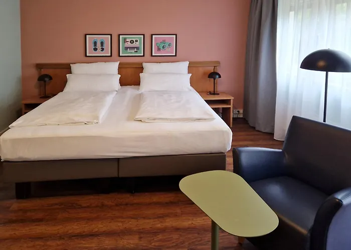 Garner City Centre By Ihg