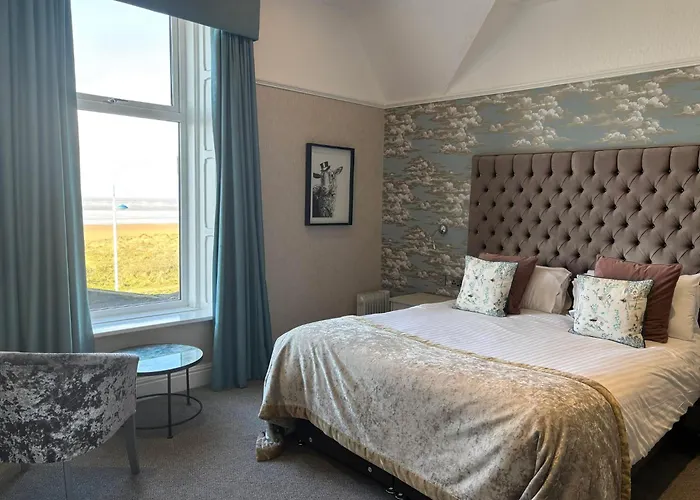 Golf hotel: The Glendower Hotel