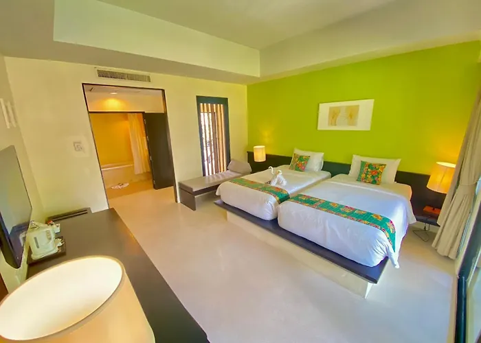 Palm Galleria Resort