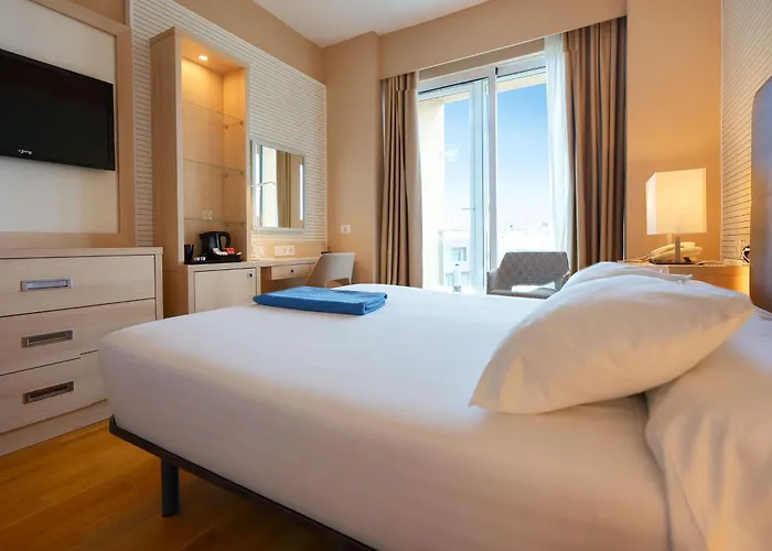 Hotel: Bull Reina Isabel & Spa