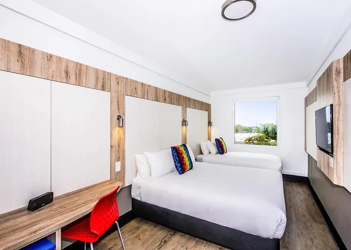 Cheap hotel: Ibis Budget Sydney Airport