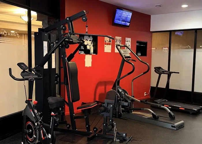 Airport Hotel: Ramada By Wyndham Kelowna Hotel & Conference Center