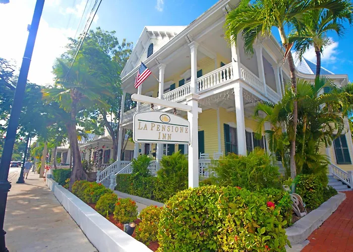 Silver Palms Inn