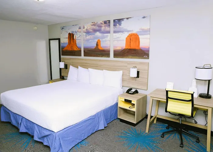 Days Inn By Wyndham East Albuquerque 'Newly Renovated'