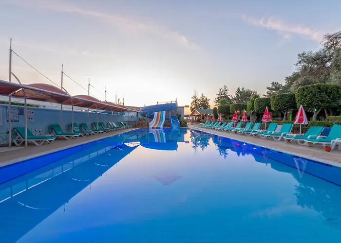 Hôtel 4 étoiles: Lims Bona Dea Beach Hotel