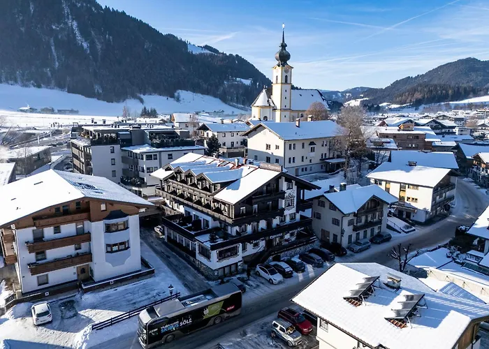Hotel met zwembad: Hotel Eggerwirt