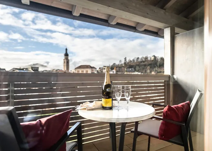 Albergo centrale: Martina Breakfast Lodge