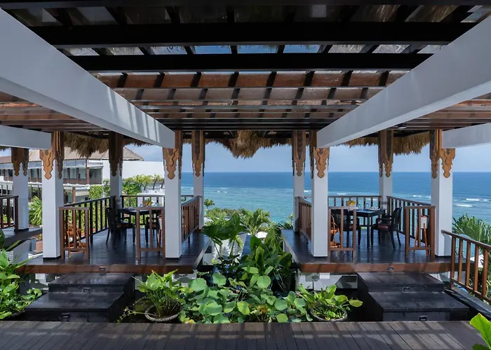 Samabe Bali Suites & Villas
