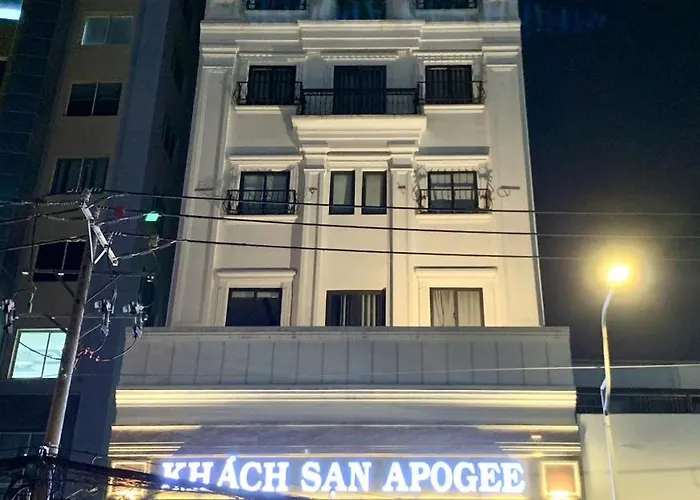 Apogee