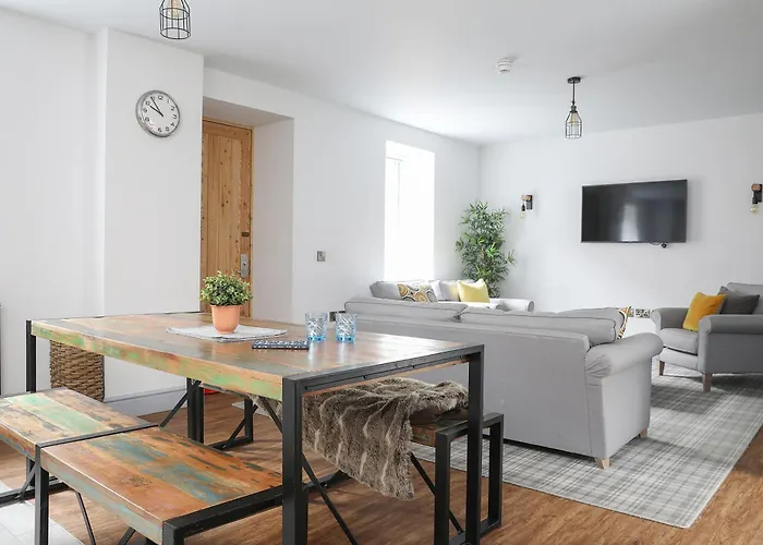 Cairn Hotel&Apartments