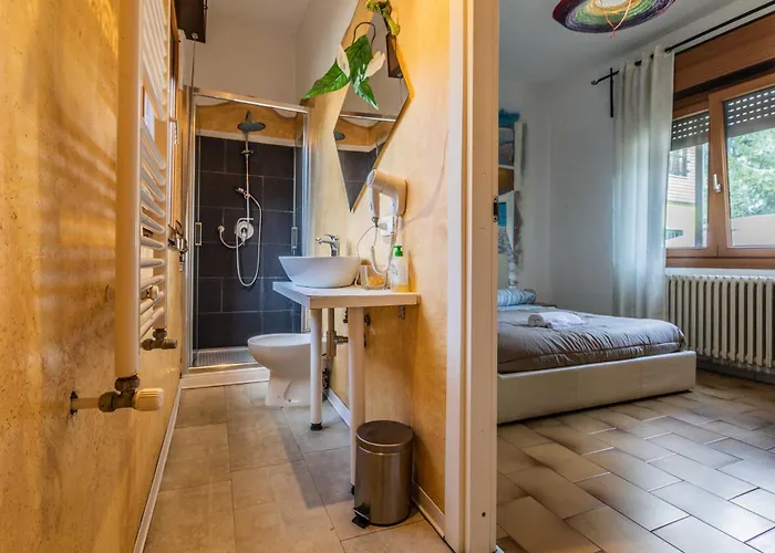 Hotel sulla spiaggia: Bed Rho Fiera - Milano Galeazzi