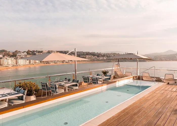 Lasala Plaza Hotel - Adults Only