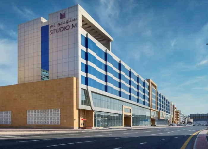 Airport Hotel: Studio M Arabian Plaza Hotel & Hotel Apartments