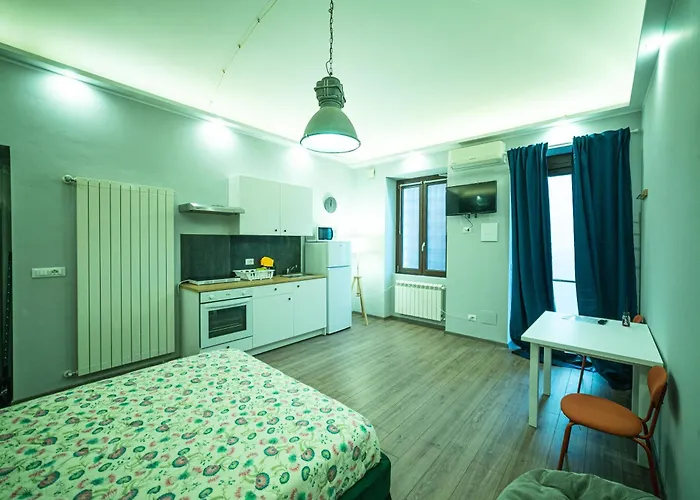 Albergo economico: Regis B&B Camere centro storico