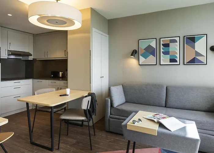  Adagio London Stratford