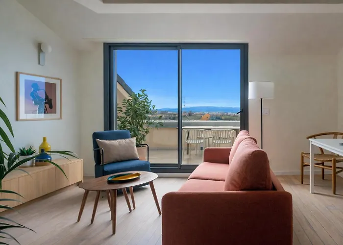 Hotel de 4 estrellas: Apartahotel Líbere Vitoria